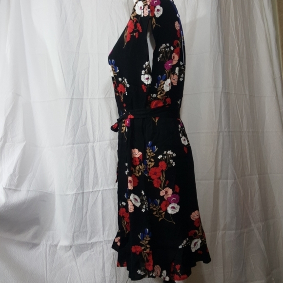 Popsugar tie waist dress in black falling floral mini summer - Picture 3 of 6